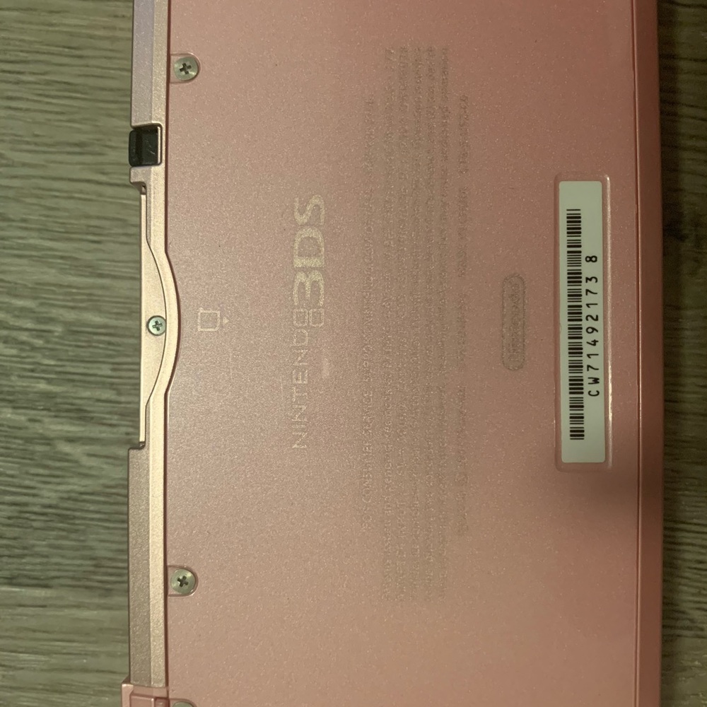 Nintendo 3DS - Picture 4 of 5